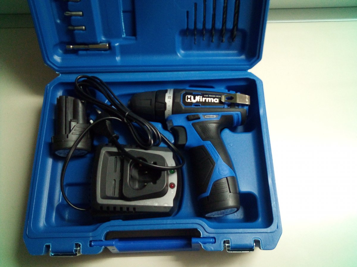 Trapano avvitatore hu-firma