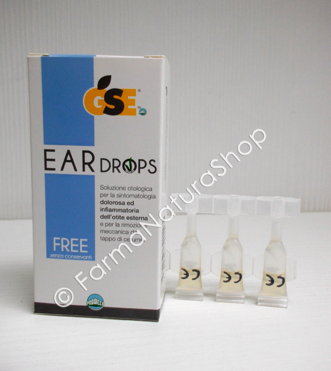 GSE Ear Drops Free - Prodeco Pharma Soluzione otologica per attenuare dolore, rossore, edema e secrezione, caratteristici dell’otite esterna. Favorisce l’eliminazione di residui d’acqua e la rimozione del tappo di cerume. 10 pipette 0.3 ml.