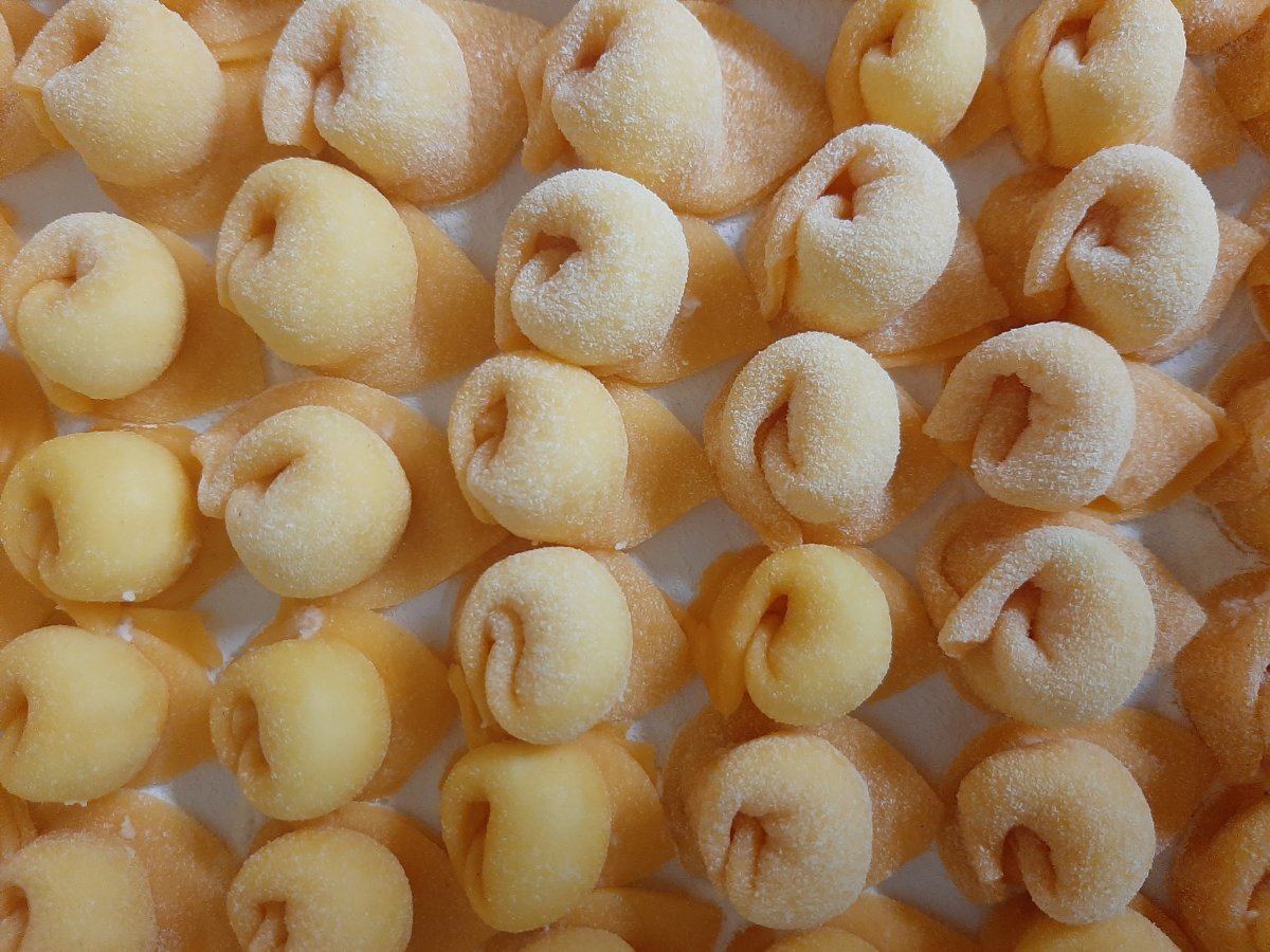 Cappelletti con carne 