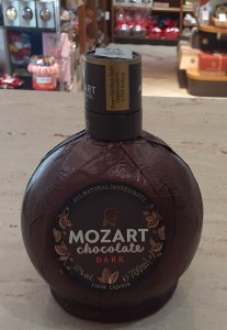 Liquore al cioccolato fondente