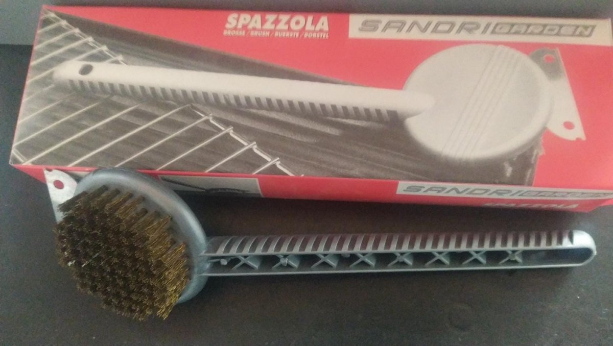 SPAZOLA PULIZIA PIASTRE GHISA / GRIGLIA BBQ cm.31 SG