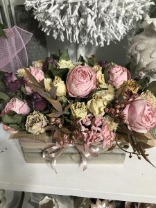 Composizione fiori secchi e sintetici