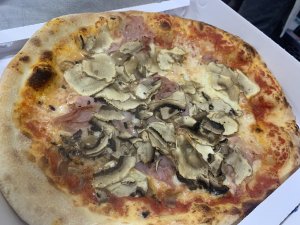 Cotto e funghi