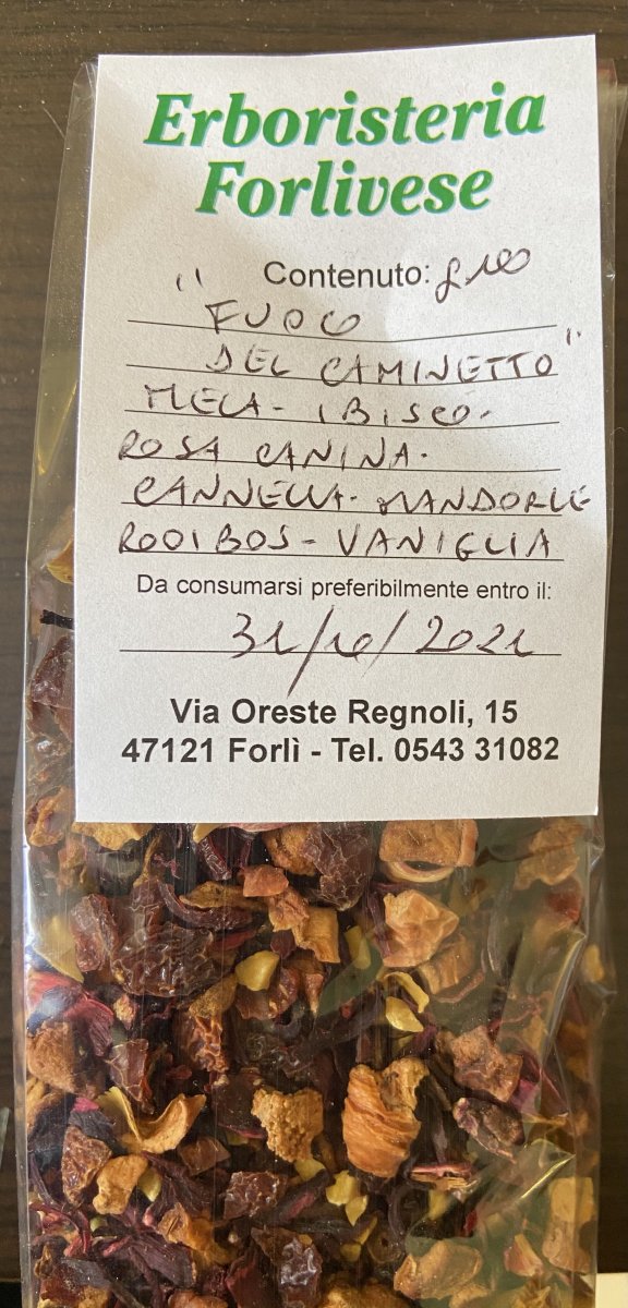 INFUSO FUOCO DEL CAMINETTO MELA IBISCO ROSA CANINA CANNELLA MANDORLE ROOIBOS VANIGLIA