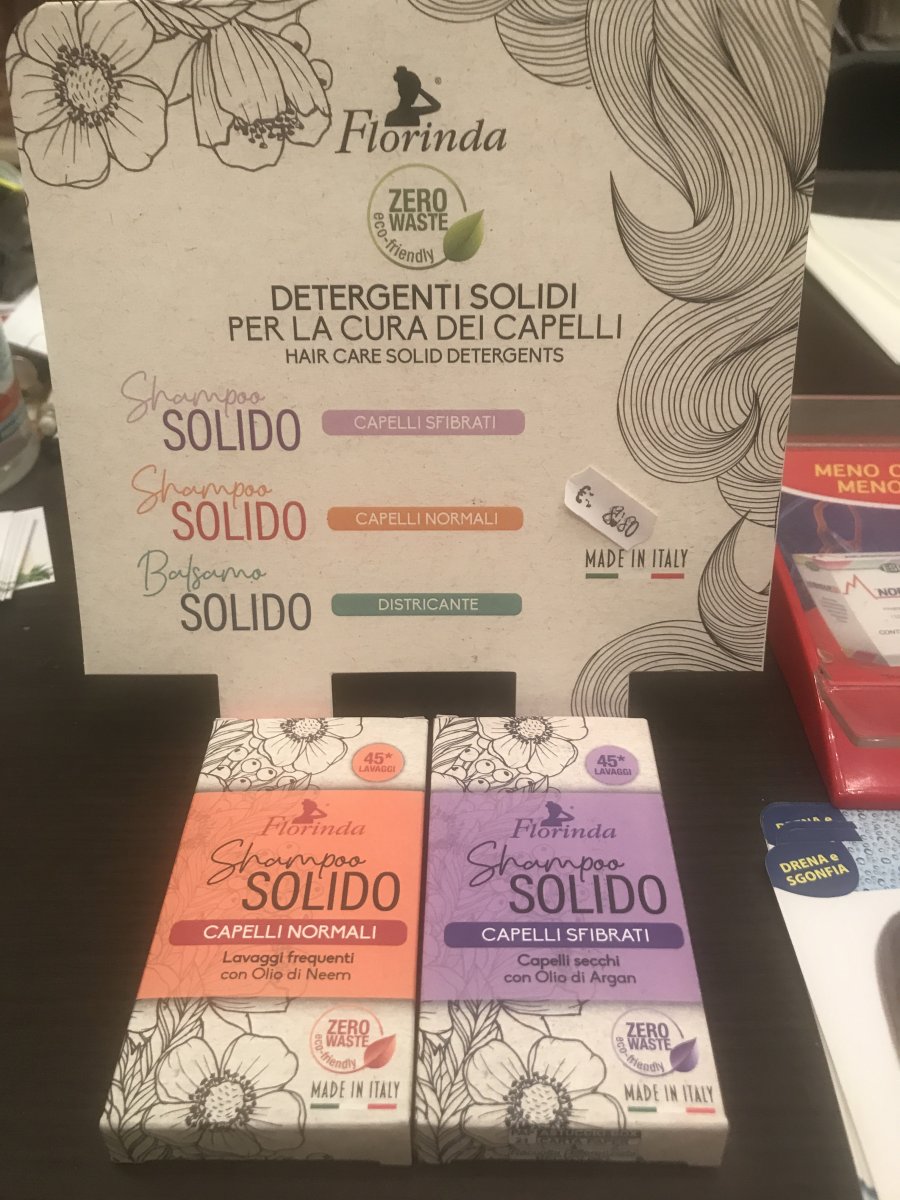Shampoo solido per capelli