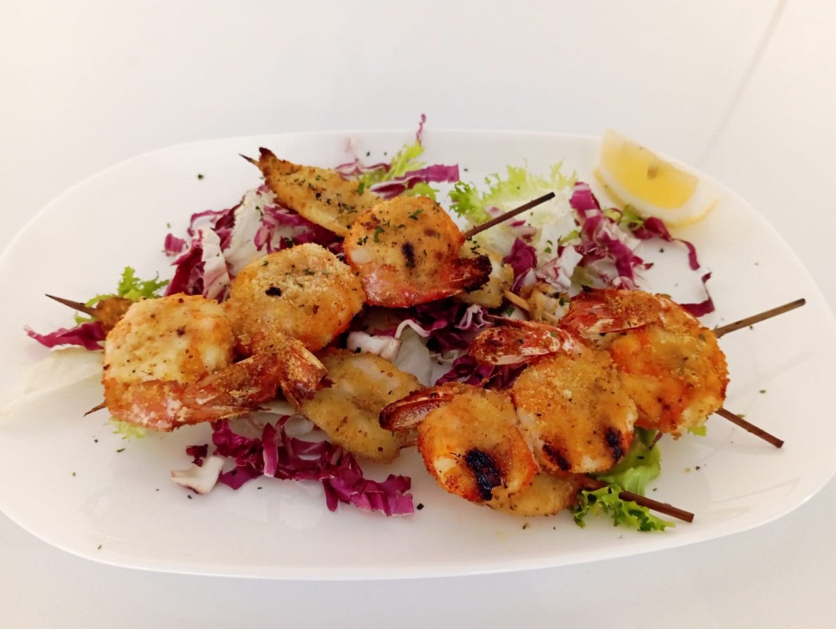 Spiedini di gamberi/calamari 2+2