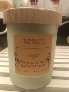 Candela profumata vaniglia del Madagascar e tonka