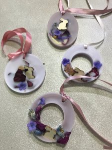 Tag di Pasqua di cera profumata