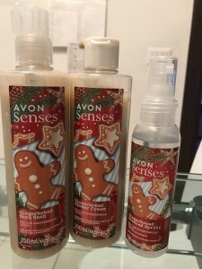Set gingerbread detersione corpo capelli e spray corpo