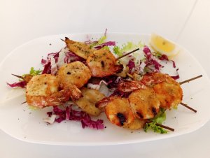 Spiedini di gamberi/calamari 2+2