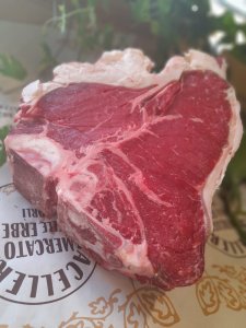 Fiorentine con filetto razza romagnola