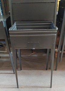 Fornellone BBQ in Ferro 35x35x73h cm