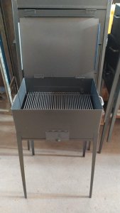 Fornellone BBQ in Ferro Con Coperchio 35x50x73h cm Tipo Pesante