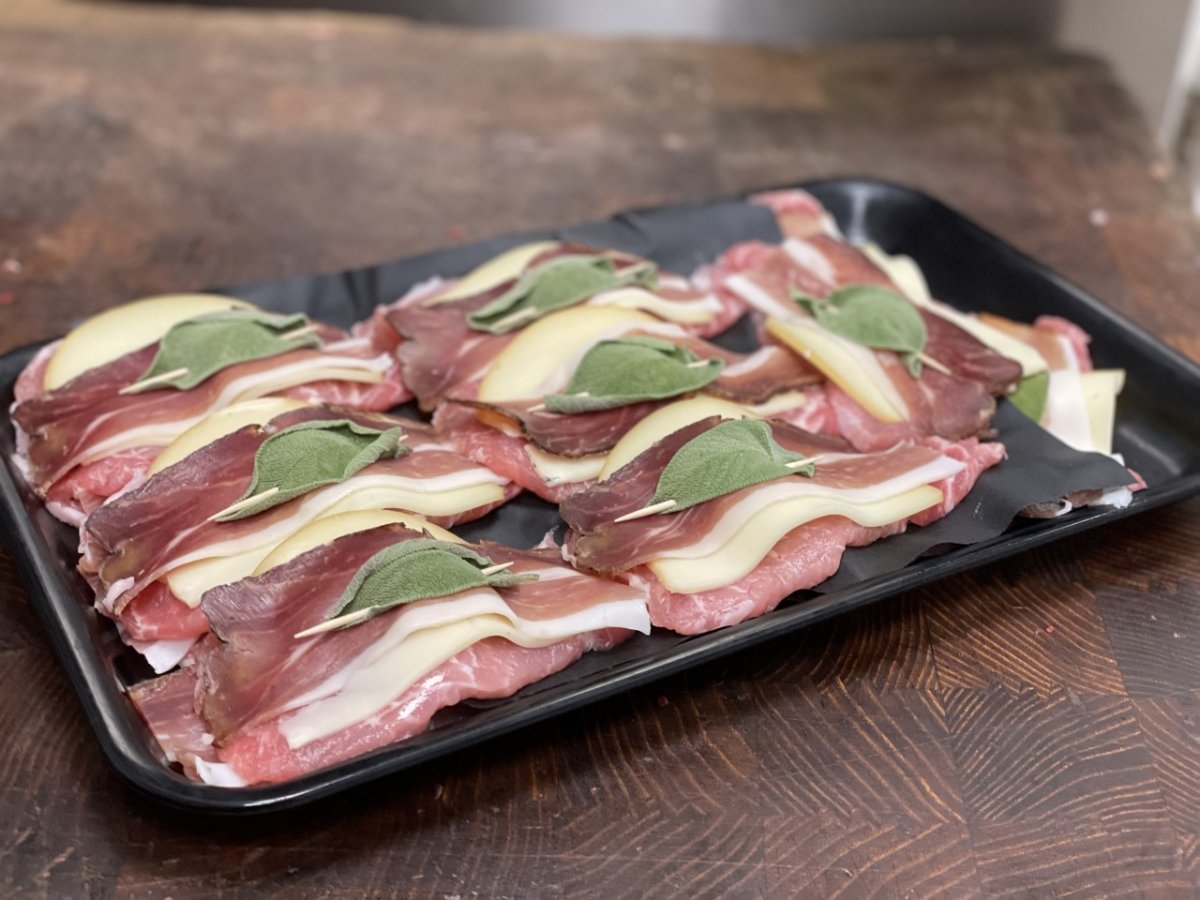 Saltimbocca speck e scamorza 