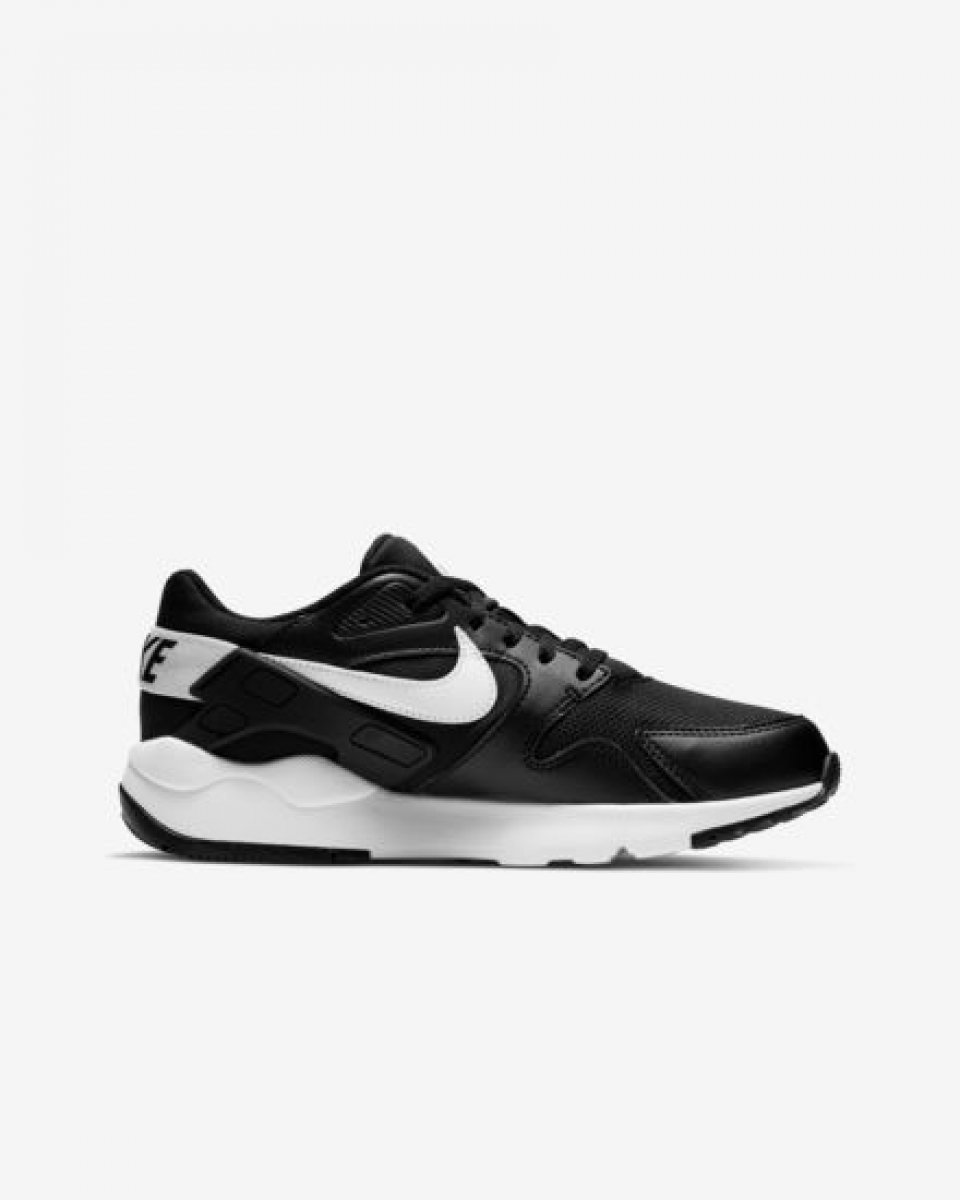 Nike LD Victory