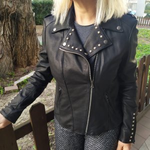 Chiodo borchie nuova collezione pelle naturale lavato.Taglie disponibili 46/48